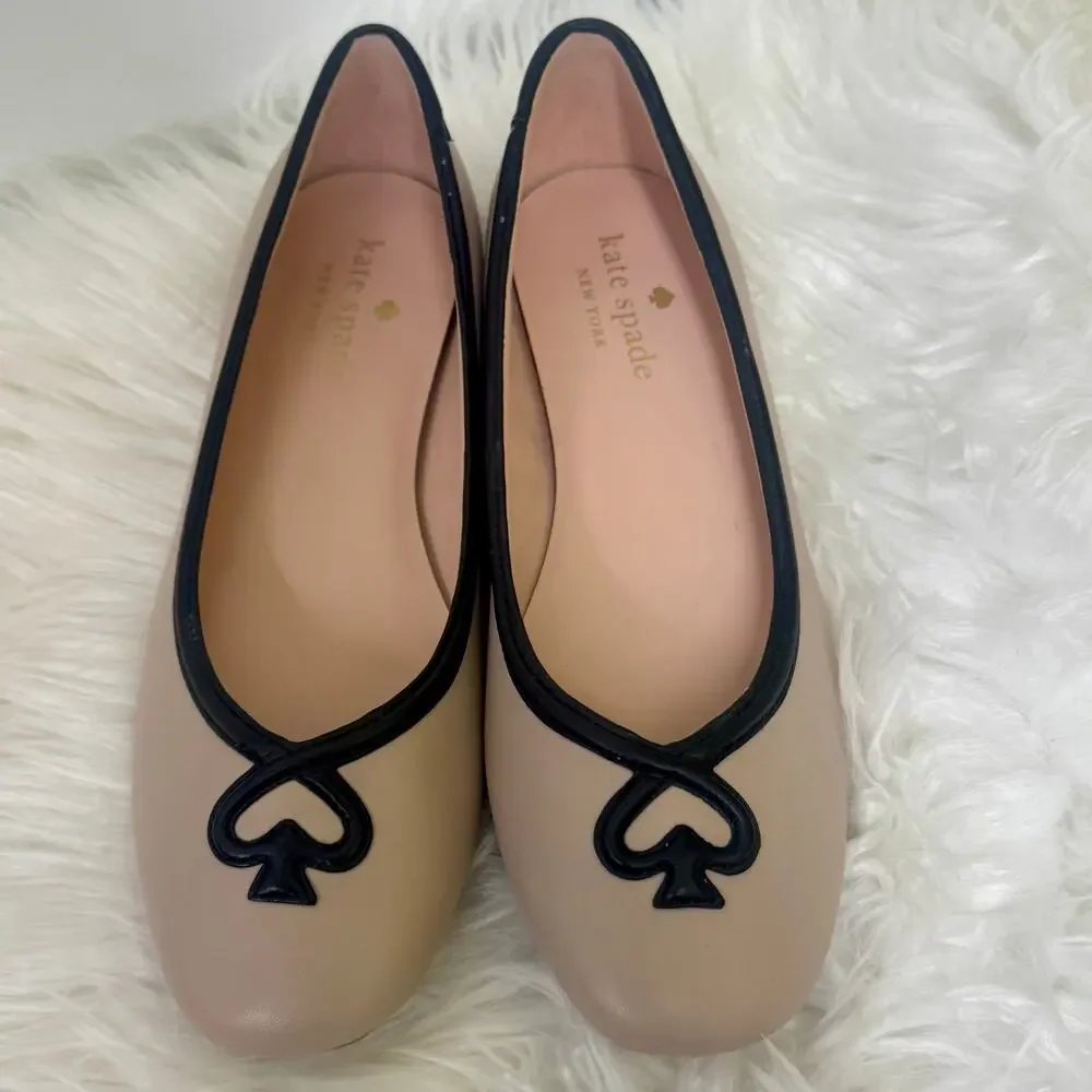 Kate Spade Kait Leather Ballet Flat Sz 6.5 Logo Quiet Luxury neutral minimalist - Picture 2 of 9